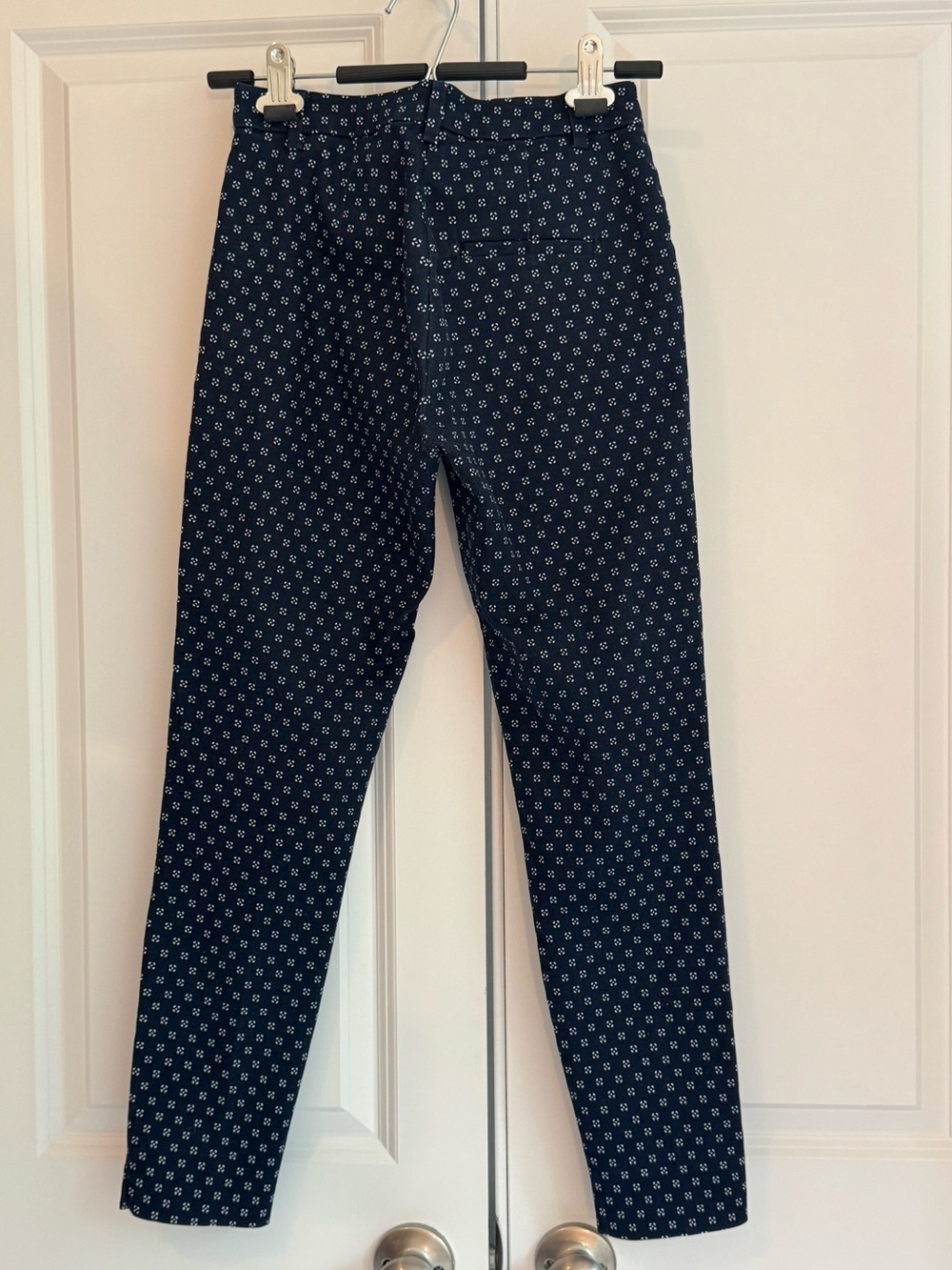 H&M Women’s Navy Slim-Fit Pants, Stretchy, Business Casual - Picture 4 of 6